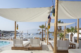 Mykonos Blanc Hotel, Ornos Beach