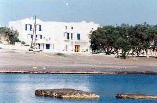 Memories Beach Hotel, Monolithos