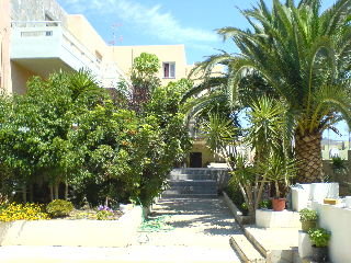 Georgina Hotel, Agia Marina