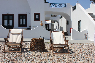 Vrachia Studios, Santorini