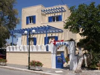 Dilino Hotel, Kamari