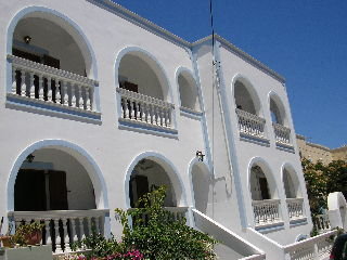 Finikas Hotel, Kamari