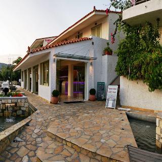 Sandy Bay Hotel, Plomari