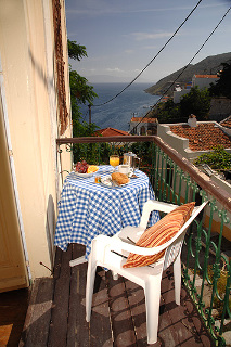 Simos Apt Hotel, Symi