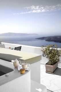 Adamis Majesty Suites Hotel, Fira