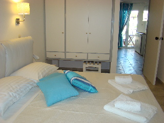 Diamond Apts And Suites Hotel, Chersonisos