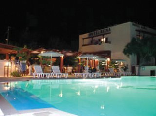 Rena Hotel, Perissa