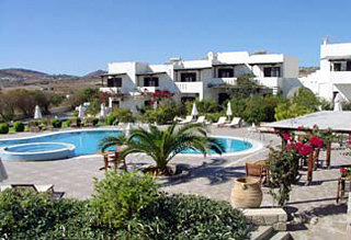 Santa Maria Village, Milos